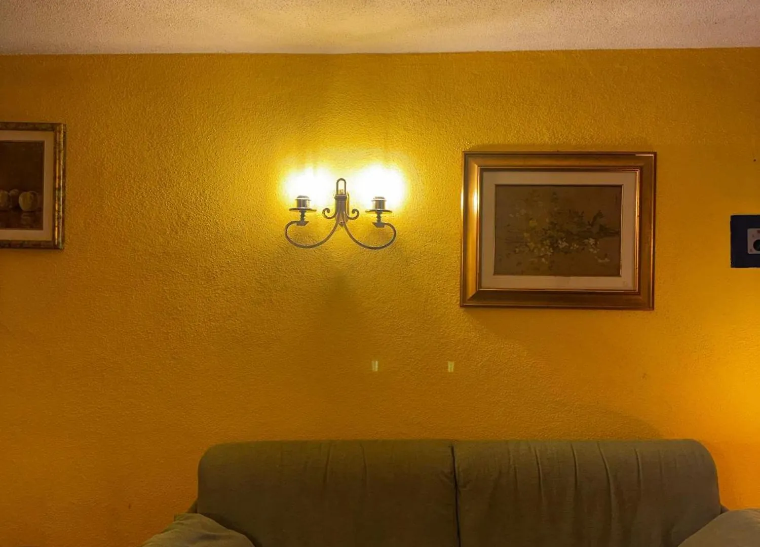 Wonderful Lake View Apartments With Pool With Breakfast Gardasee Torri Del Benaco