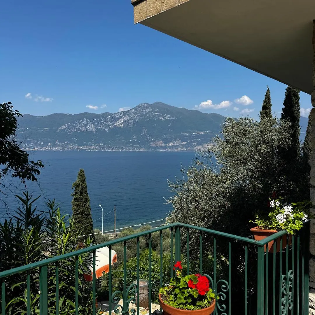 Wonderful Lake View Apartments With Pool With Breakfast Gardasee Torri Del Benaco