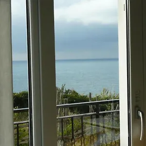 https://un-gioiello-con-vista-mare.hotelitalianriviera.com