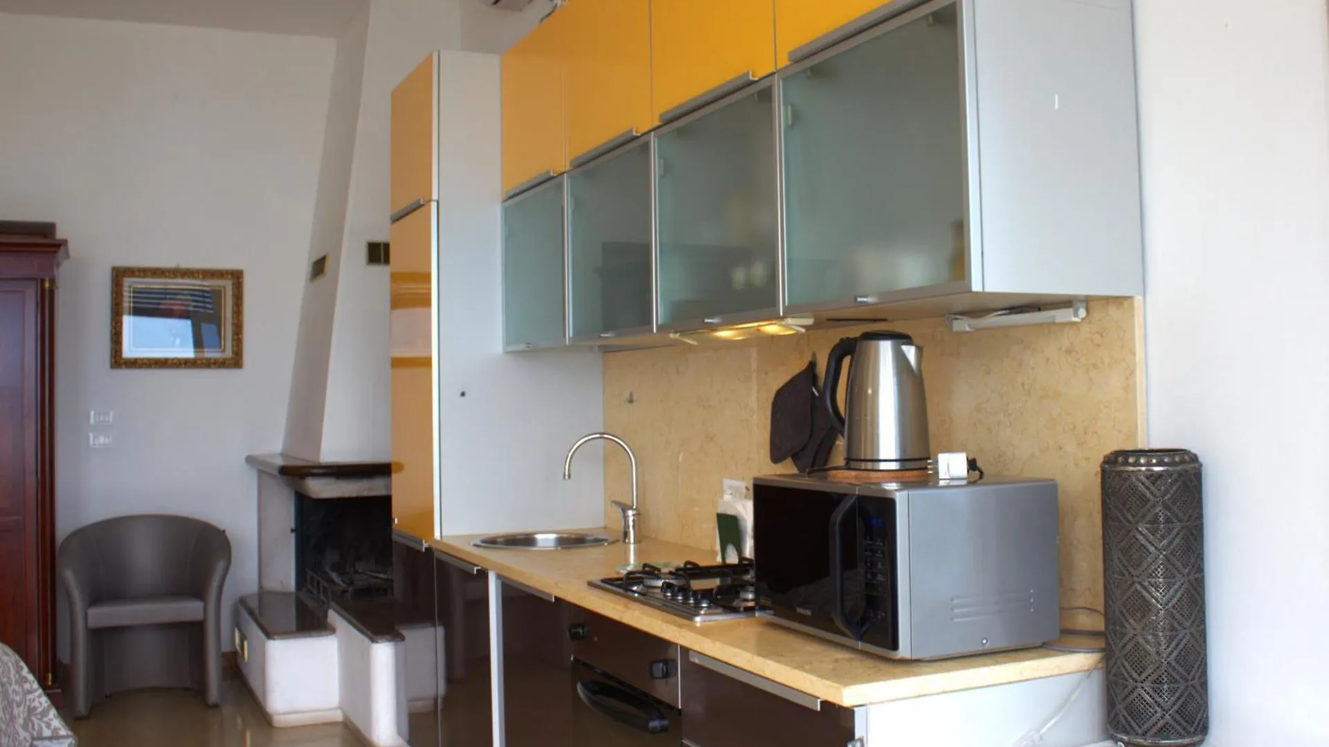 Wonderful Lake View Apartments With Pool With Breakfast Gardasee Torri Del Benaco
